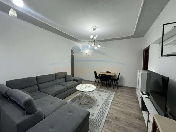 Tirane, jepet me qera apartament 2+1 Kati 6, 75 m² 550 € (Rruga Asim Vokshi)