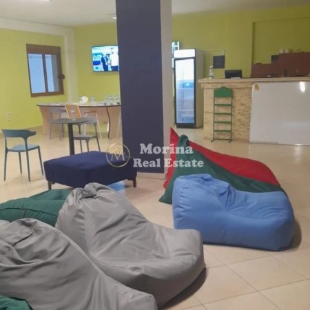 Tirane, jepet me qera ambjent biznesi Kati 1, 187 m² 1.500 € (Rruga Bill Klinton)