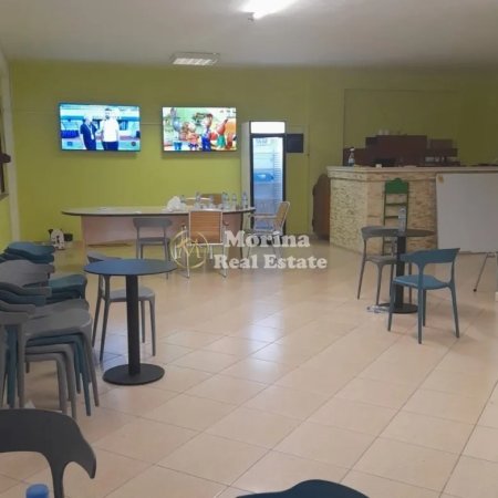 Tirane, jepet me qera ambjent biznesi Kati 1, 187 m² 1.500 € (Rruga Bill Klinton)