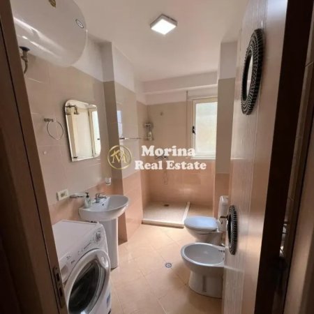 Tirane, jepet me qera apartament 1+1+Ballkon Kati 2, 70 m² 600 € (Rruga Peti)