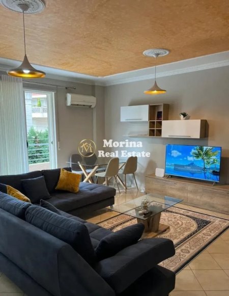 Tirane, jepet me qera apartament 1+1+Ballkon Kati 2, 70 m² 600 € (Rruga Peti)