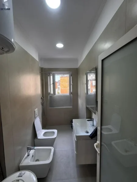 Tirane, shitet apartament 2+1 Kati 4, 73 m² 168.000 € (Rruga Mine Peza)