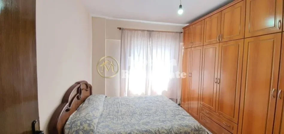 Tirane, shitet apartament 2+1 Kati 5, 94 m² 167.000 € (Laprake)