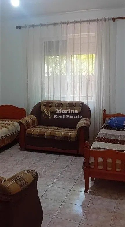 Tirane, jepet me qera shtepi 2+1 Kati 1, 200 m² 400 € (Rruga Ramazan Bogdani)