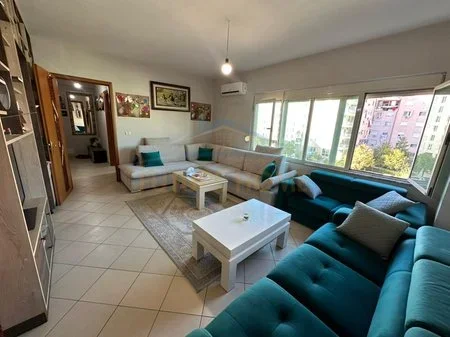 Tirane, shitet apartament 1+1 , 69 m² 120.000 € 