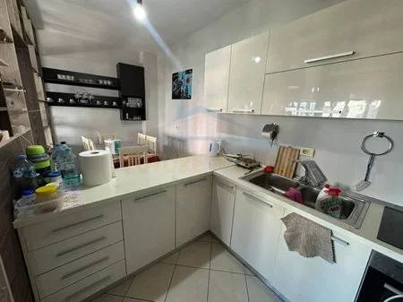Tirane, shitet apartament 1+1 , 69 m² 120.000 € 