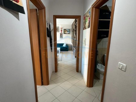Tirane, shitet apartament 1+1 , 69 m² 120.000 € 