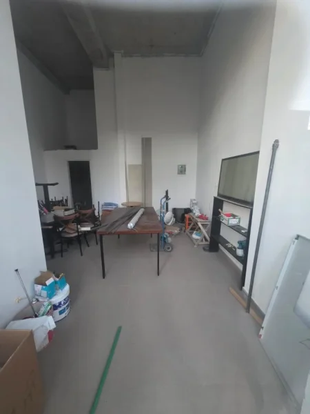 Tirane, shitet ambjent biznesi Kati 0, 35 m² 185.000 € (Bulevardi i Ri)
