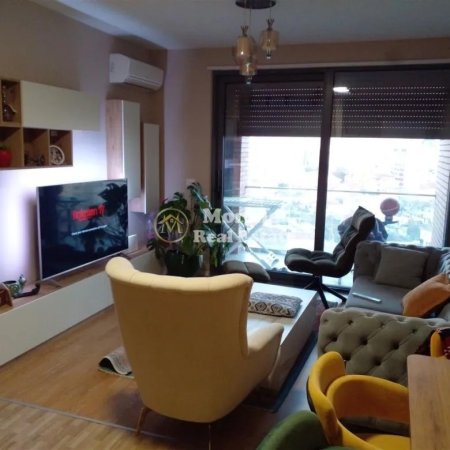 Tirane, jepet me qera apartament 2+1 Kati 9, 90 m² 700 € (Fiori di Bosco)