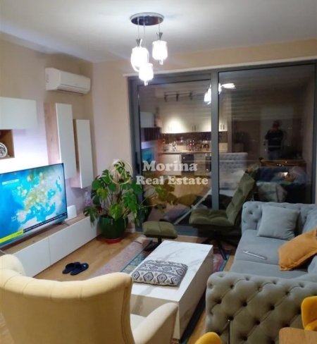 Tirane, jepet me qera apartament 2+1 Kati 9, 90 m² 700 € (Fiori di Bosco)