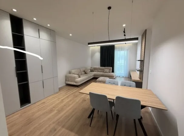 Tirane, shitet apartament 2+1 Kati 3, 124 m² 265.000 € 