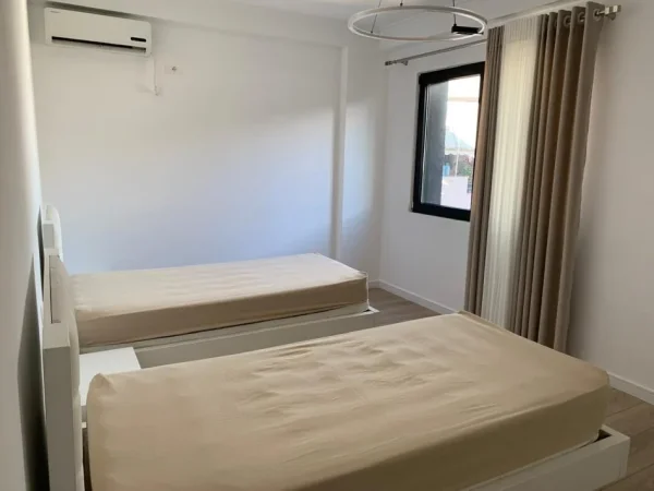 Tirane, jepet me qera apartament 2+1 Kati 2, 100 m² 800 € (Kodra e Diellit)