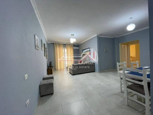 Vlore, jepet me qera apartament 2+1+Aneks+Ballkon Kati 3, 1 m² 550 € 