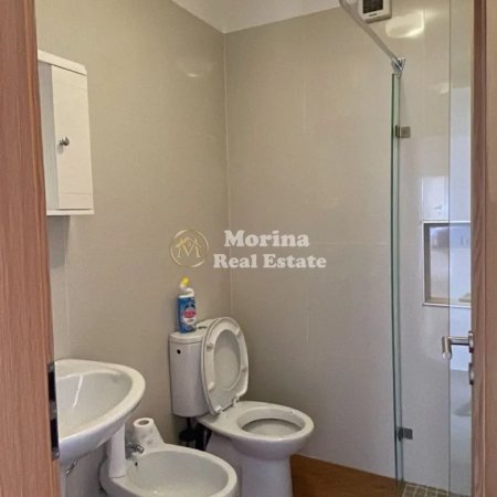 Tirane, jepet me qera apartament 2+1 Kati 9, 110 m² 550 € (Brryli)