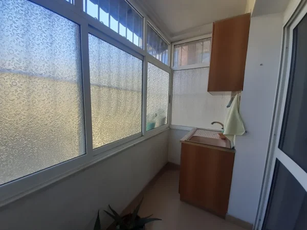 Tirane, shitet ambjent biznesi Kati 2, 87 m² 250.000 €