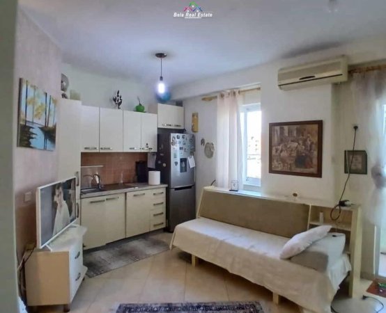 Tirane, jepet me qera apartament 1+1 Kati 6, 61 m² 400 € (UET)