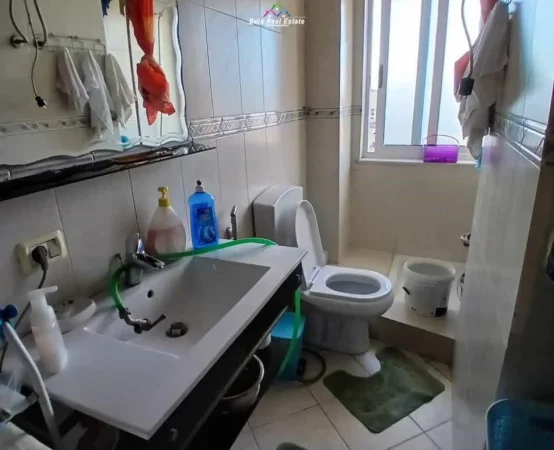 Tirane, jepet me qera apartament 1+1 Kati 6, 61 m² 400 € (UET)