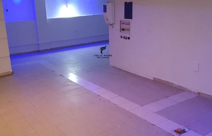 Tirane, jepet me qera ambjent biznesi Kati -1, 171 m² 750 € (VASIL SHANTO)