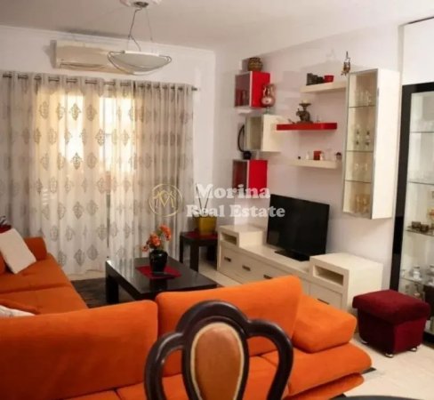 Tirane, jepet me qera apartament 3+1 Kati 7, 120 m² 750 € (Rruga Rrapo Hekali)