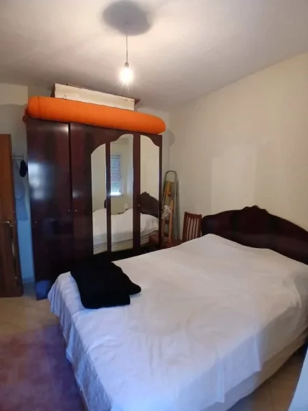 Tirane, jepet me qera apartament 1+1 Kati 6, 61 m² 400 € (Rruga Xhanfizde Keko)