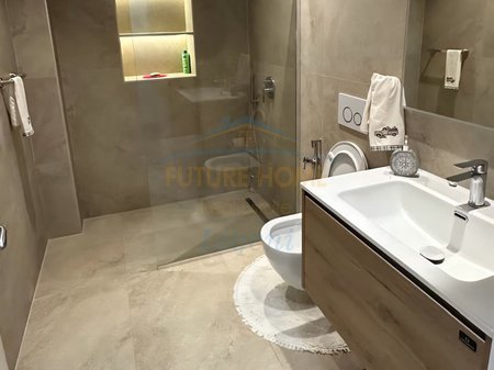 Tirane, shitet apartament 2+1 Kati 2, 88 m²