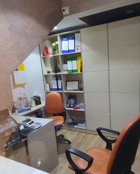 Tirane, shitet dyqan Kati 0, 20 m² 158.000 € (Rruga e Kavajës)