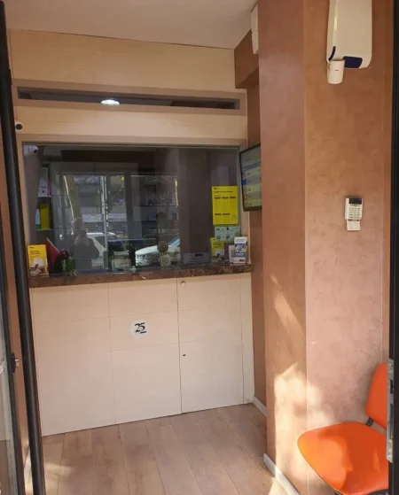 Tirane, shitet dyqan Kati 0, 20 m² 158.000 € (Rruga e Kavajës)