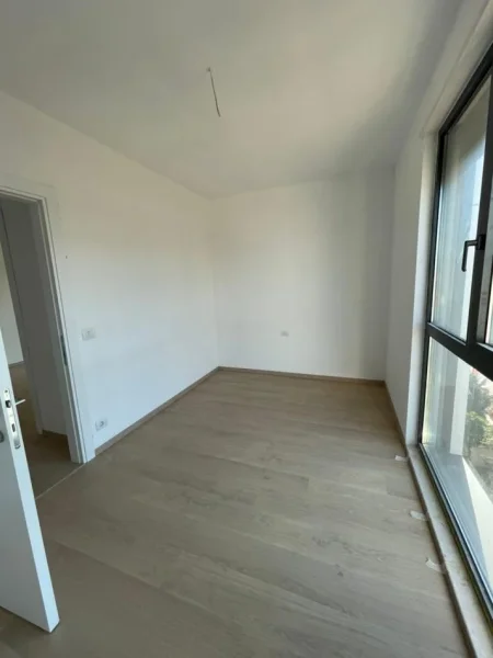 Tirane, shitet apartament 2+1+Ballkon Kati 5, 117 m² 152.750 € (Rr. Dritan Hoxha)