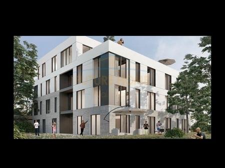 Tirane, jepet me qera apartament 3+1 Kati 0, 180 m² 1.800 € 