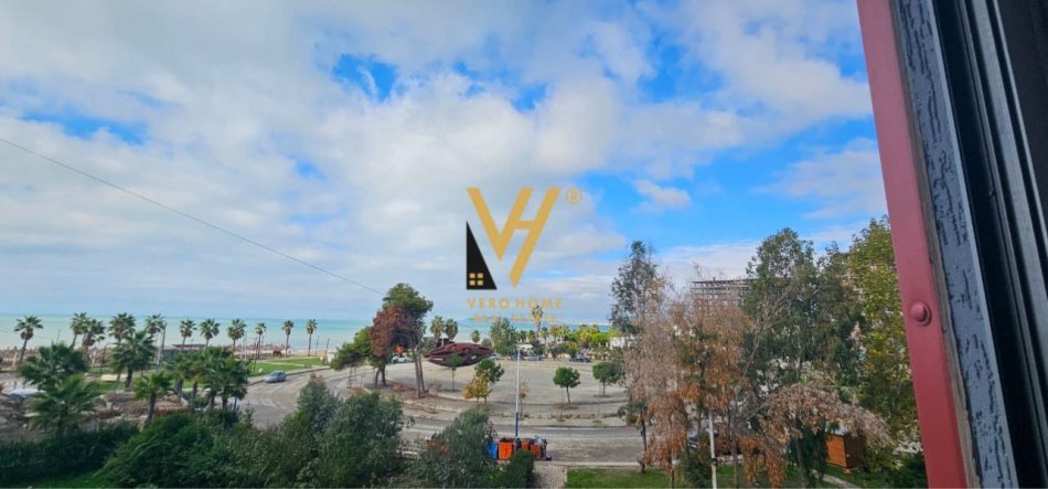 Durres, shitet apartament 1+1+Ballkon Kati 2, 80 m² 160.000 € (GOLEM)