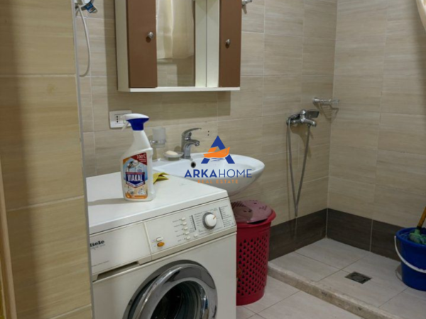 Tirane, jepet me qera apartament 1+1+Ballkon Kati 4, 60 m² 520 € (QYTET STUDENTI)