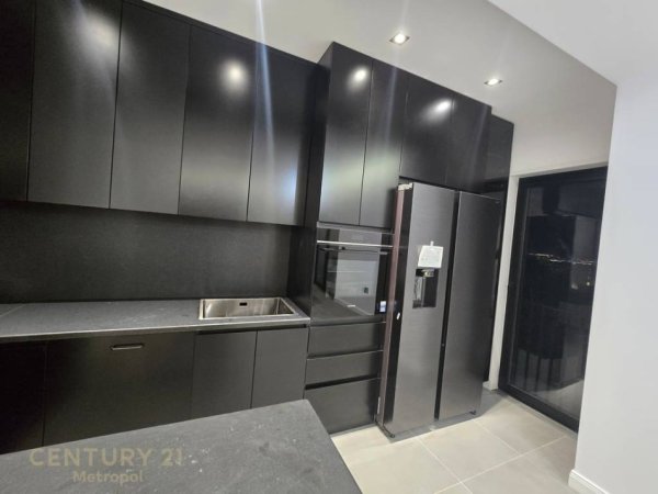 Tirane, jepet me qera apartament 3+1+Aneks+Ballkon Kati 5, 105 m² 1.500 € (Kodra e Diellit , Residence)