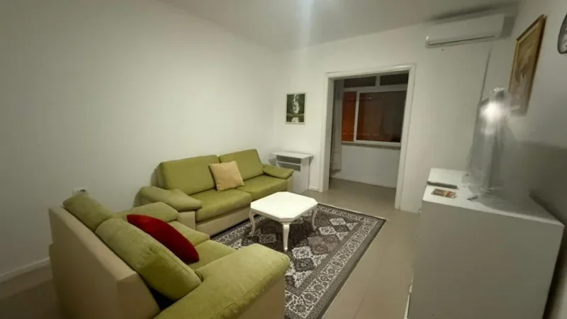 Tirane, jepet me qera apartament 2+1+Aneks+Ballkon Kati 3, 80 m² 500 € (21 Dhjetori)