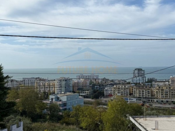 Durres, jepet me qera apartament 1+1 Kati 1, 128 m² 300 € (Kodra e Kuajve)