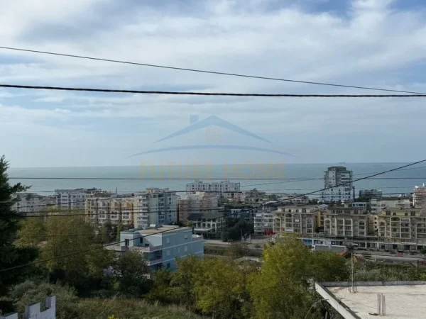 Durres, jepet me qera apartament 1+1 Kati 1, 128 m² 300 € (Kodra e Kuajve)