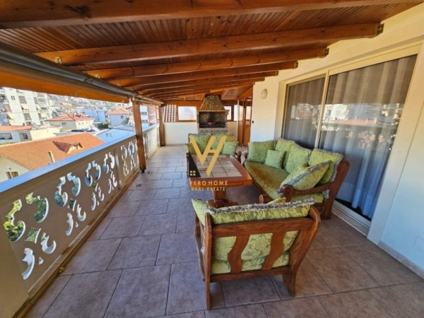 Tirane, jepet me qera apartament 2+1+Ballkon Kati 3, 100 m² 800 € (VILAT GJERMANE)