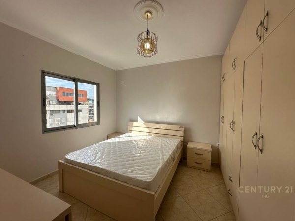 Tirane, jepet me qera apartament 2+1 Kati 7, 80 m² 500 € (Astir)