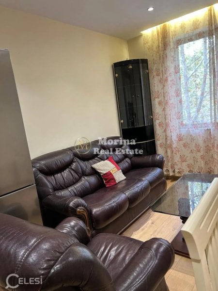 Tirane, jepet me qera apartament 2+1 Kati 4, 80 m² 550 € (Bulevardi Bajram Curri)