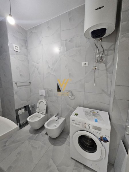 Tirane, jepet me qera apartament 1+1+Ballkon Kati 3, 70 m² 400 € (ALI DEMI)
