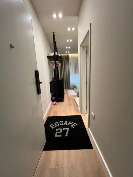 Tirane, shitet garsonier 1+1 Kati 1, 29 m² 65.000 € (tek Kompleksi Mangalem)