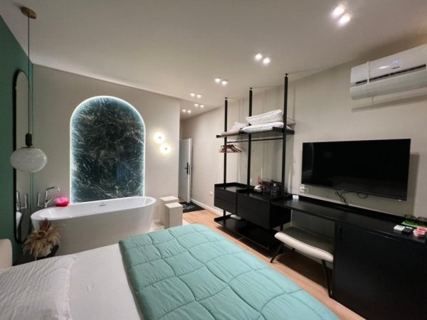 Tirane, shitet garsonier 1+1 Kati 1, 29 m² 65.000 € (tek Kompleksi Mangalem)