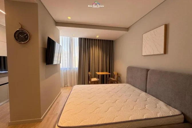 Tirane, jepet me qera garsonier 1+1 Kati 3, 128 m² 1.900 € (prane Neptunit)