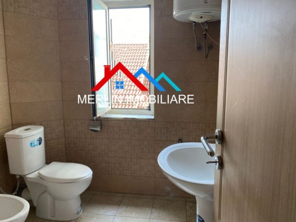 Tirane, jepet me qera apartament 1+1+Ballkon Kati 4, 48 m² 415 € (RR, SHYQYRI ISHMI, SHKOLLA E BALETIT)