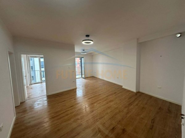 Tirane, shitet apartament 2+1 Kati 7, 88 m² 149.000 € (Unaza e Re)