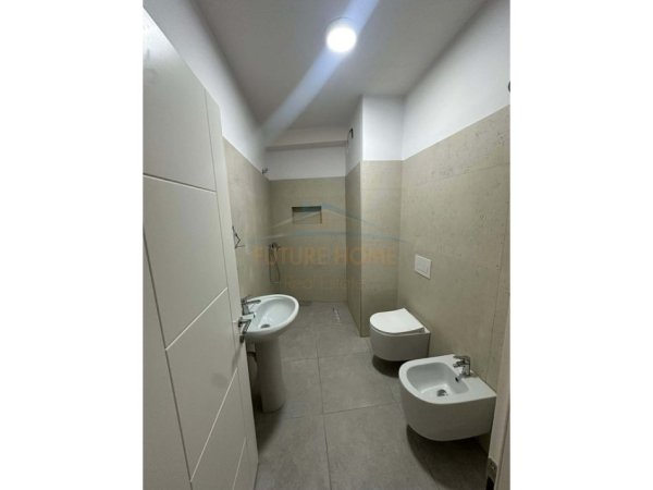 Tirane, shitet apartament 2+1 Kati 7, 88 m² 149.000 € (Unaza e Re)