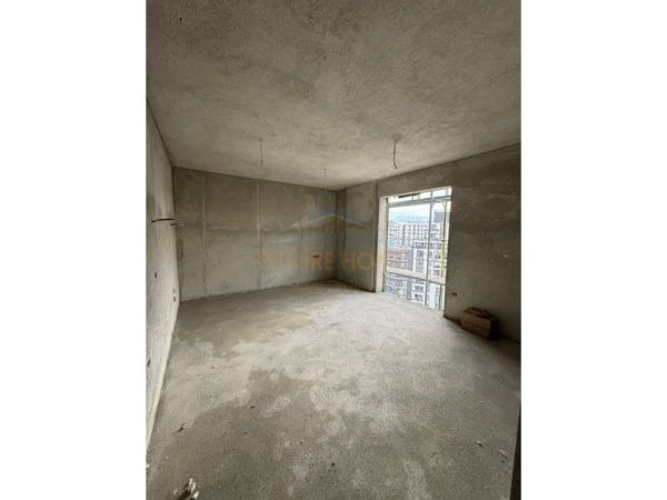 Tirane, shitet apartament 1+1 Kati 8, 56 m² 94.384 € (FUSHA E AVIACIONIT)