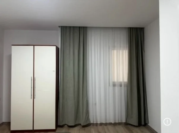 Tirane, jepet me qera apartament 3+1 Kati 2, 120 m² 700 € (selite)