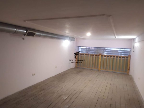 Tirane, shitet dyqan , 100 m² 145.000 € (YZBERISHT)