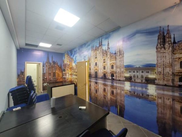 Tirane, jepet me qera ambjent biznesi Kati 1, 110 m² 650 Euro (Teodor Keko)