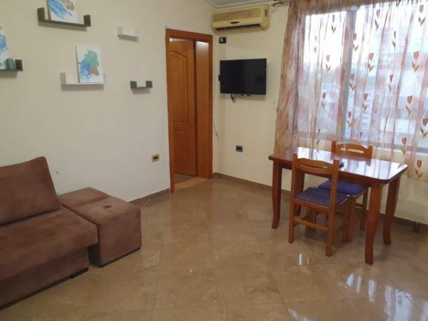 Tirane, jepet me qera apartament 1+1 Kati 5, 52 m² 420 Euro (Sami Frasheri)